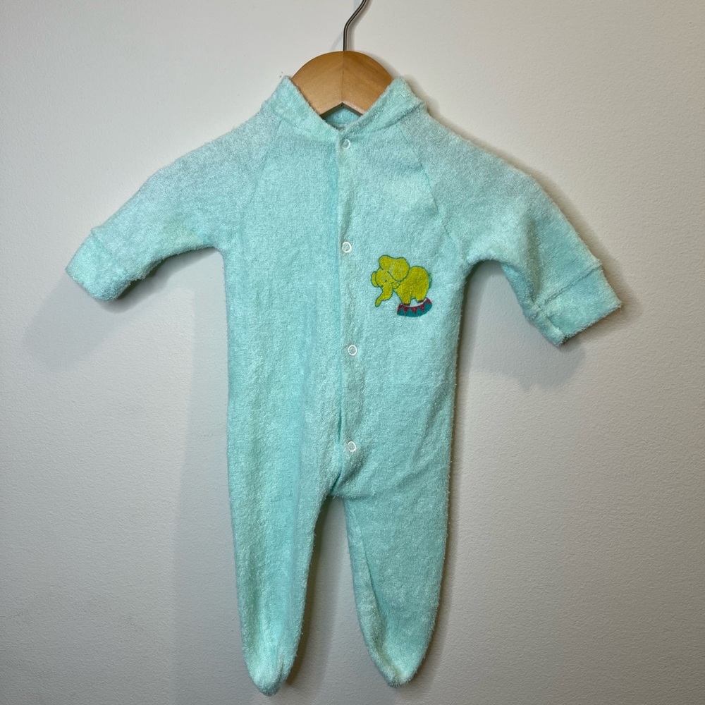 Vintage terrycloth sleeper